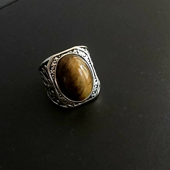 TIGER EYE POLISHED CABECHON STAINLESS STEEL FOREVER WEAR NEW SIZE 8 RING - Picture 3 of 3